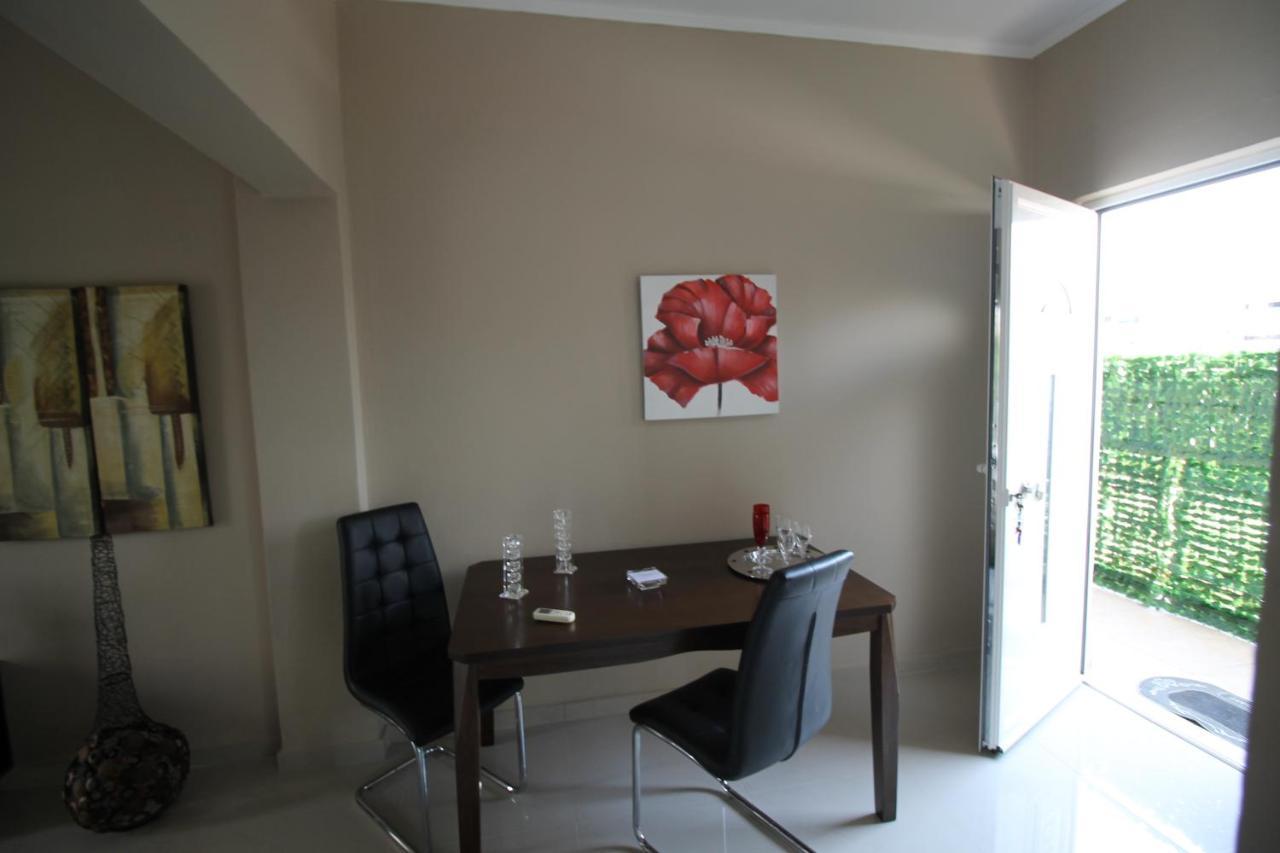 Apartment Christa's Near Ath Airport *