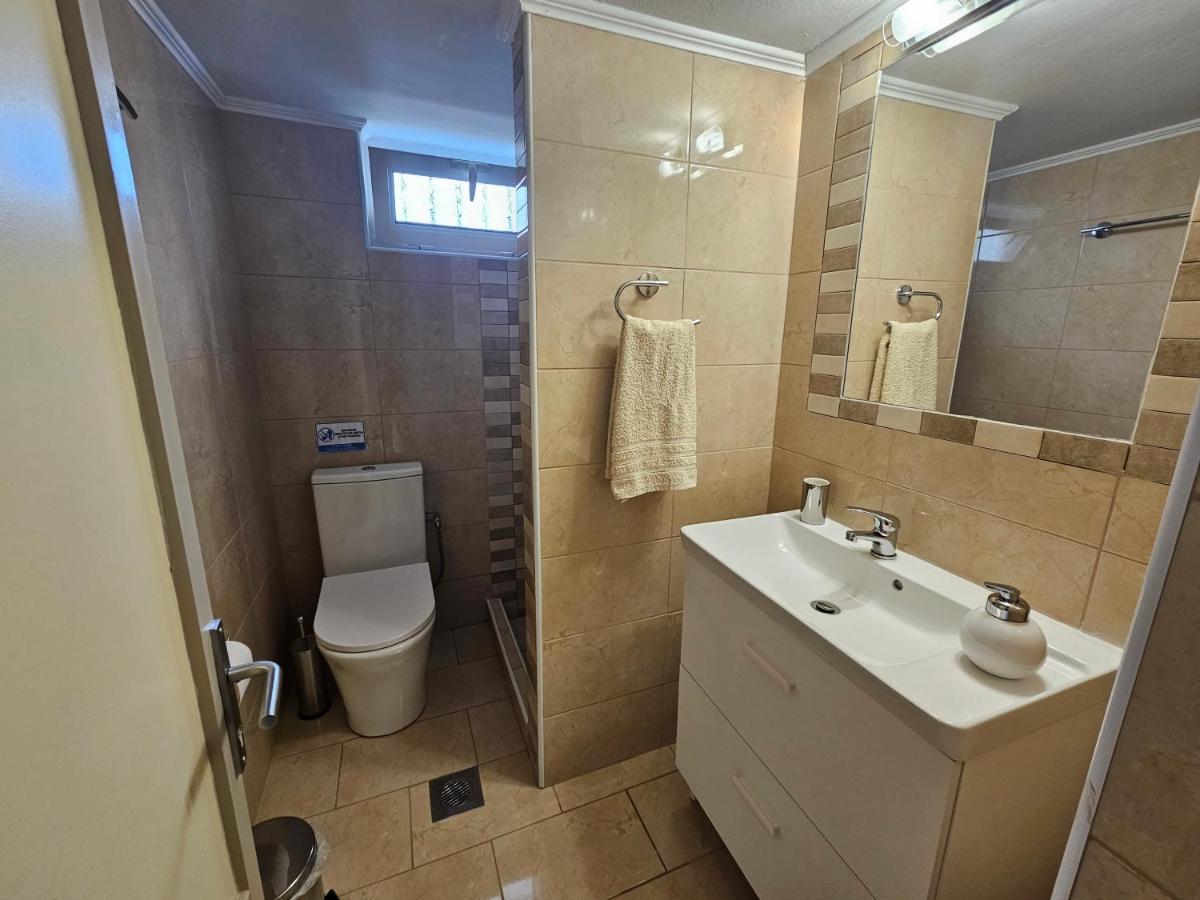 Apartment Christa's Near Ath Airport Markopoulo Mesogaias